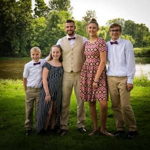 Meet your Posher, Devin